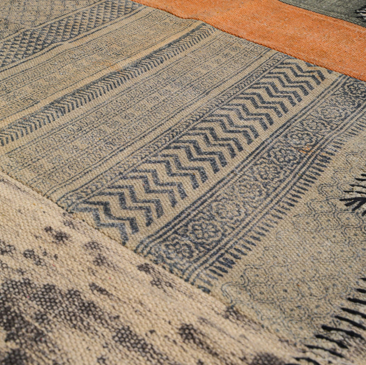 Ethnic Handwoven Geometric Rug – Orange & Grey Flatweave Area Carpet for Living Room